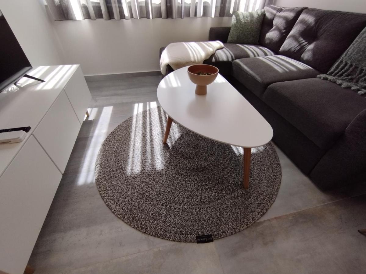 Jason'S Centre Apartment Volos Ngoại thất bức ảnh